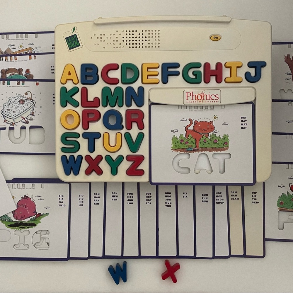 Leapfrog Interactive Vintage Phonics Letter Learning System